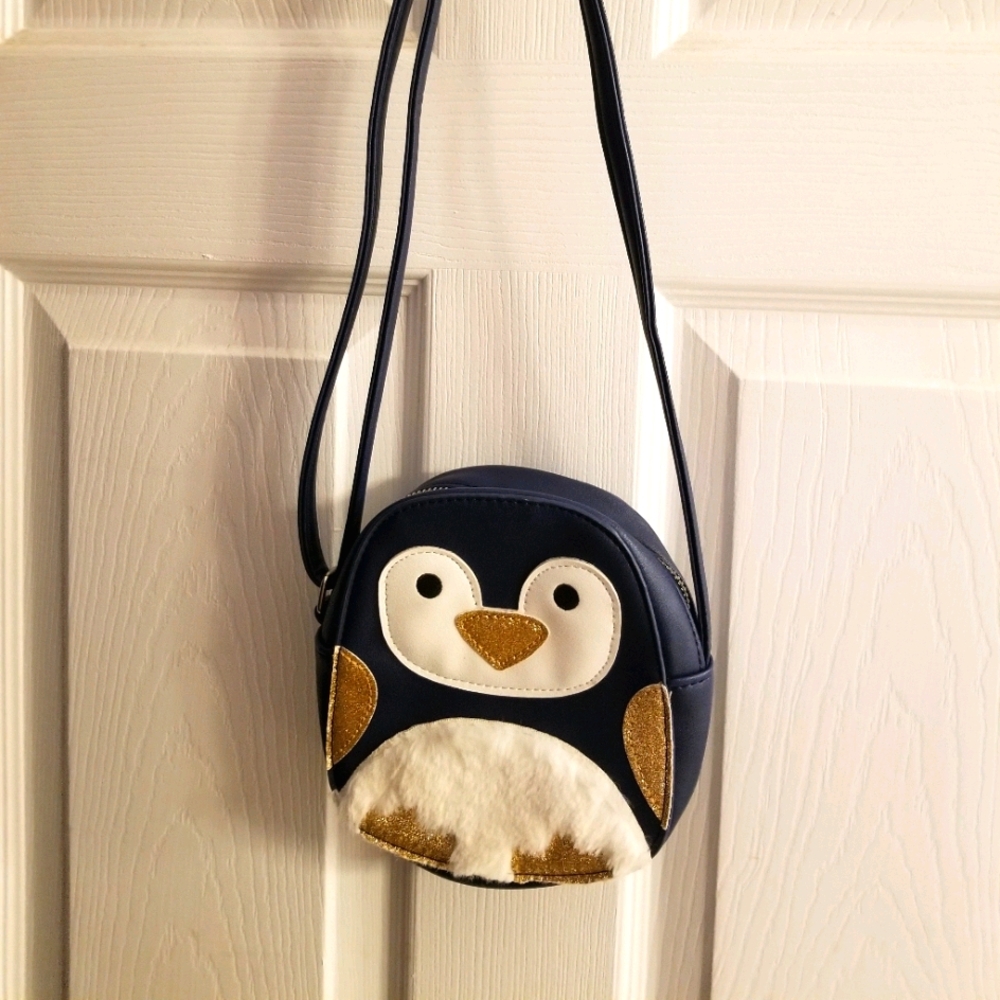 Penguin crossbody